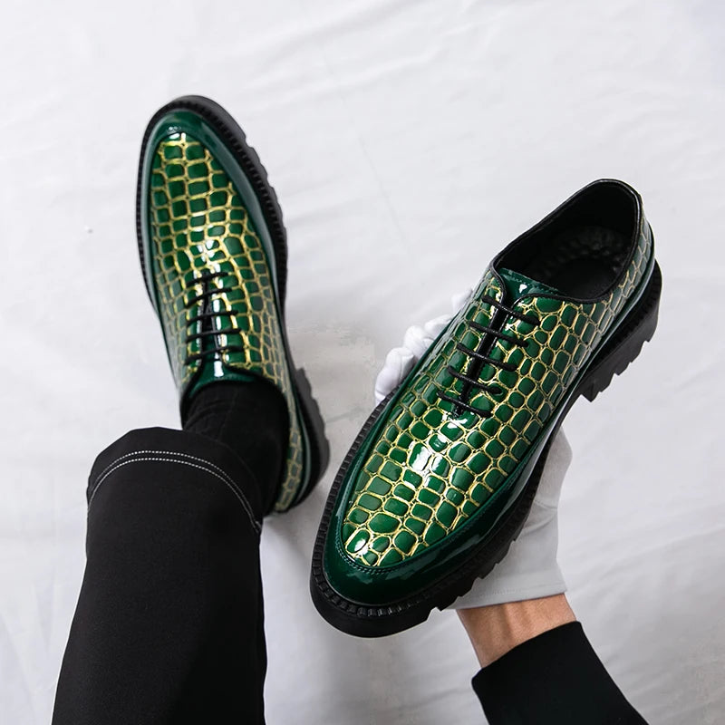 New high-end and trendy pointed-toe leather shoes