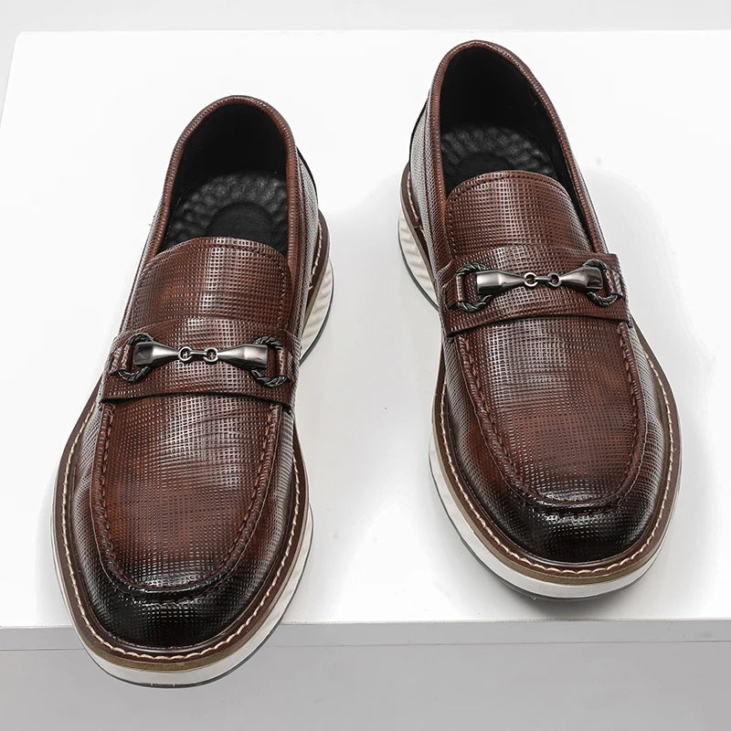 New Arrival Male Loafers Hot-selling Men's Casual Shoes Anti-Slip Slip-On Flats Comfortable Leather Driving Shoes Soft Moccasins