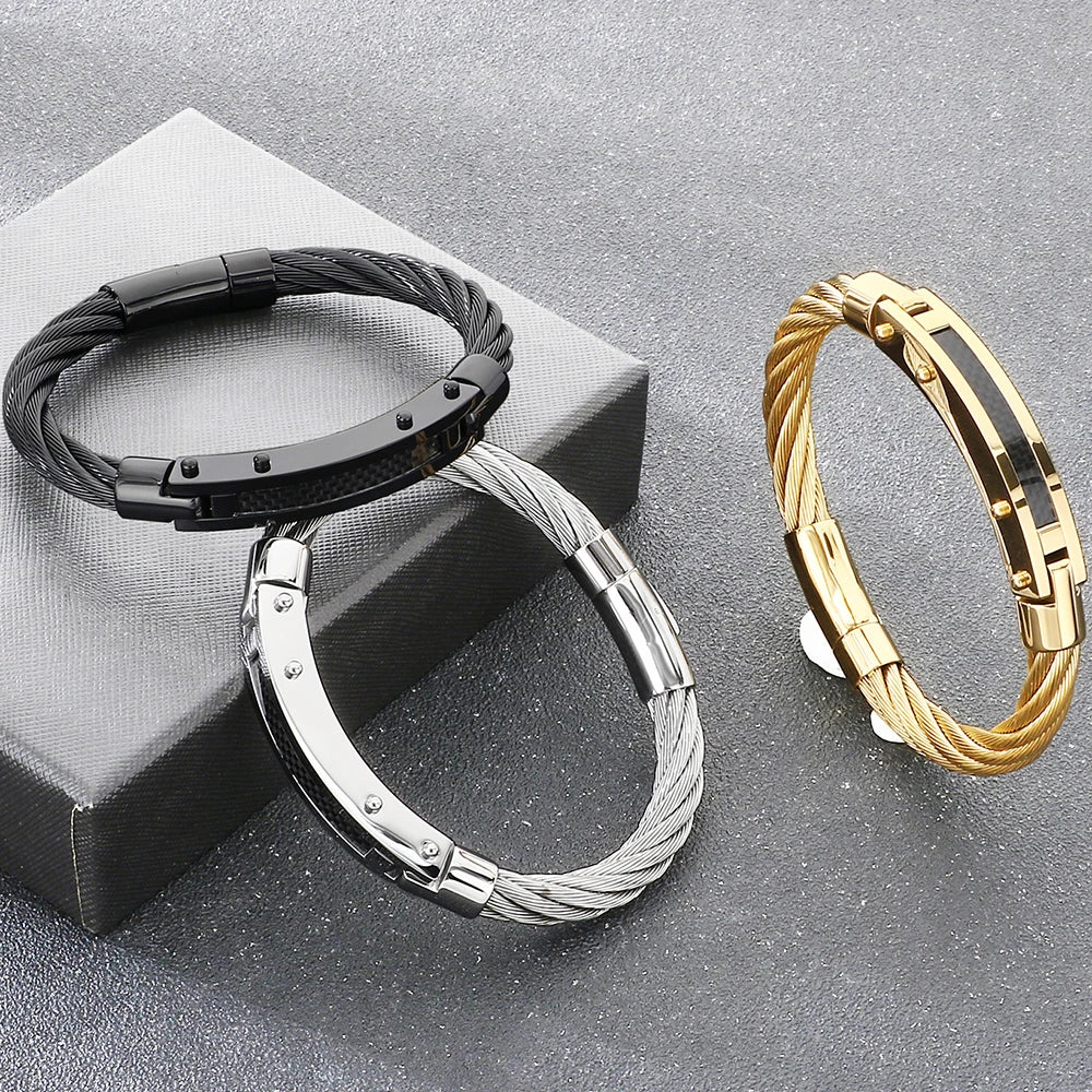 Men's Curved Carbon Fiber Wrap Bracelet