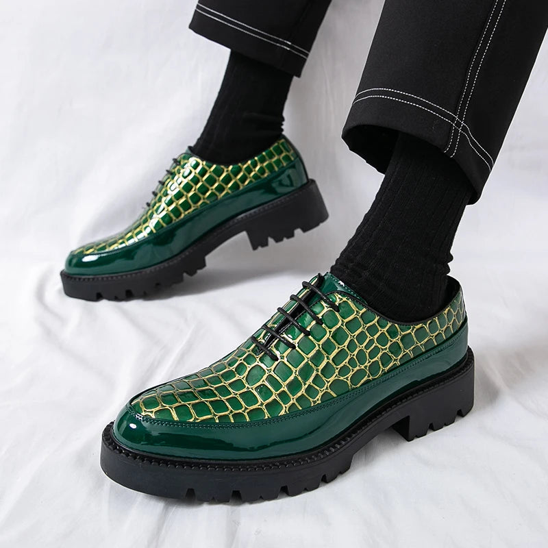 New high-end and trendy pointed-toe leather shoes