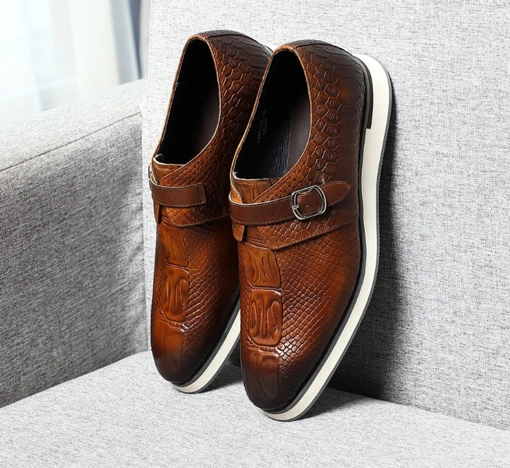 New Genuine Leather Casual Shoes for Men Sneakers Soild Blue Black Sports Style Carved Breathable Business Social Flat Shoe