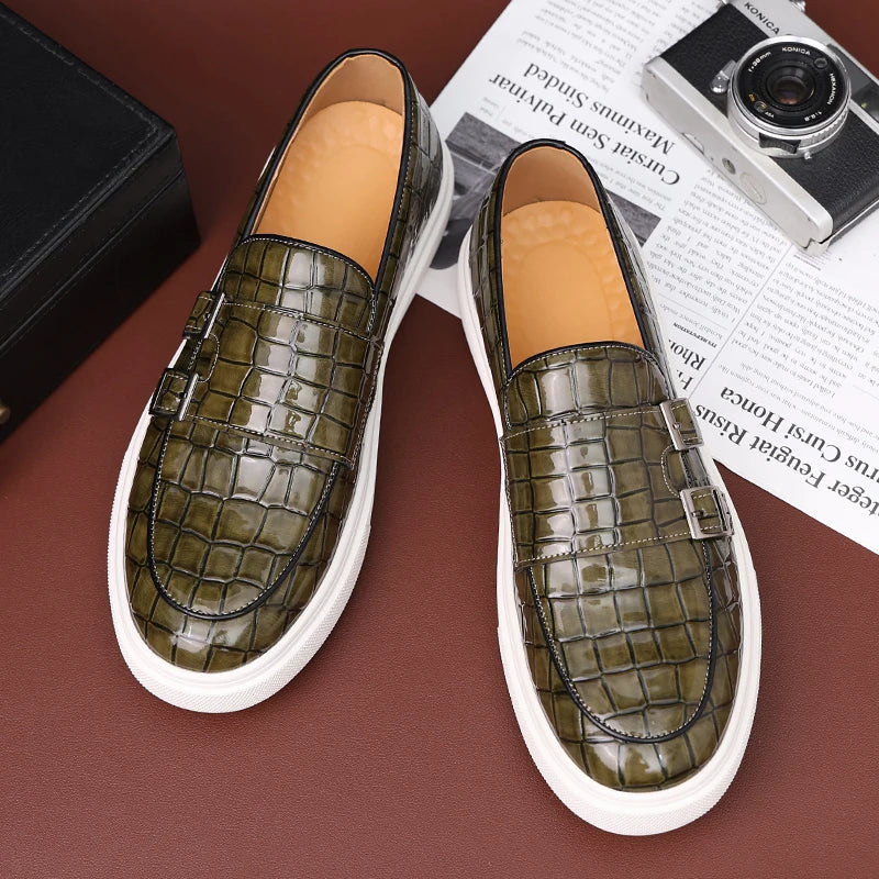 Men Vulcanize Shoes Yellow Crocodile Pattern Slip-On