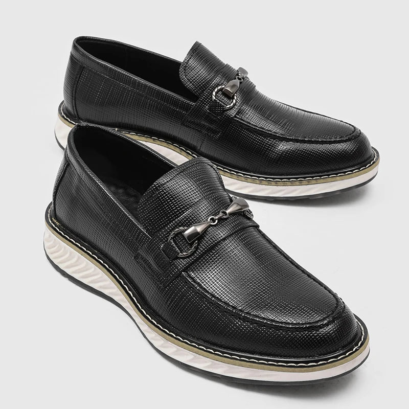 New Arrival Male Loafers Hot-selling Men's Casual Shoes Anti-Slip Slip-On Flats Comfortable Leather Driving Shoes Soft Moccasins