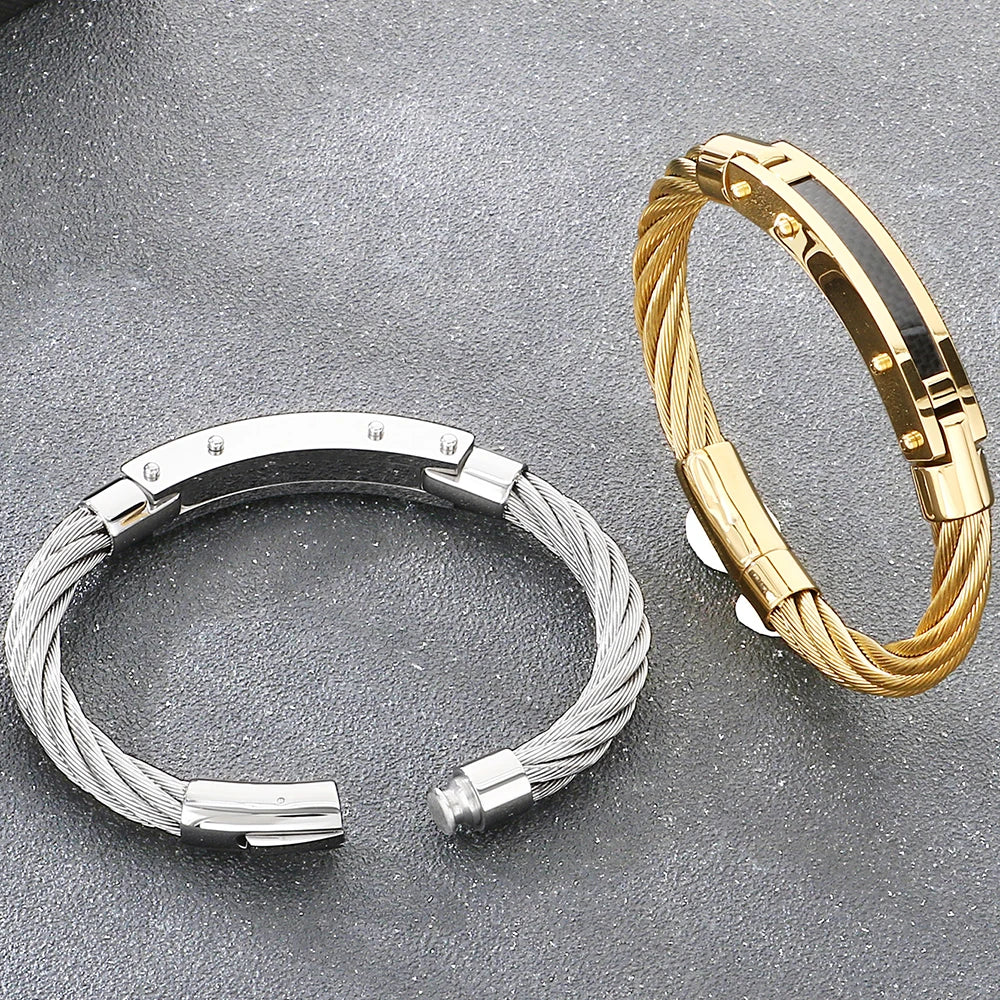 Men's Curved Carbon Fiber Wrap Bracelet