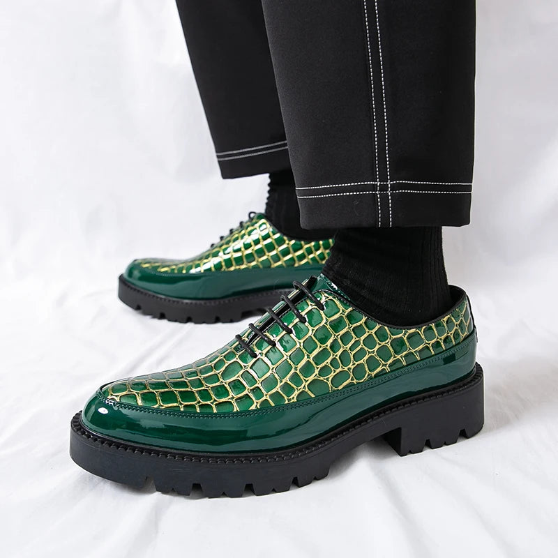 New high-end and trendy pointed-toe leather shoes