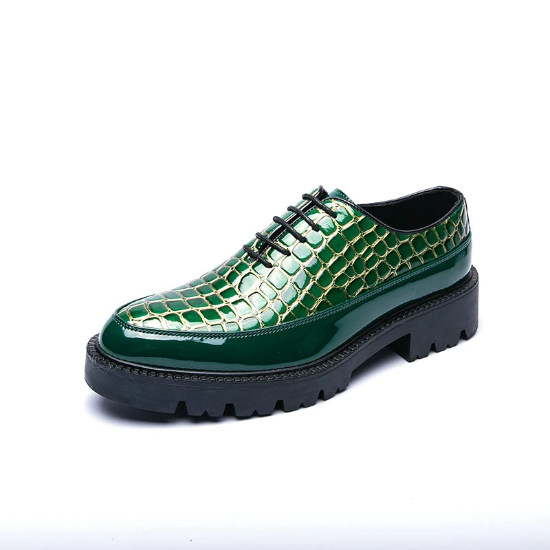 New high-end and trendy pointed-toe leather shoes